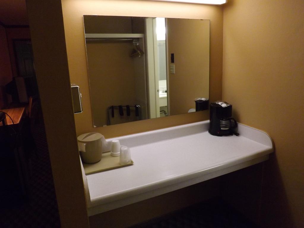 Tristar Inn Xpress Tucumcari Zimmer foto